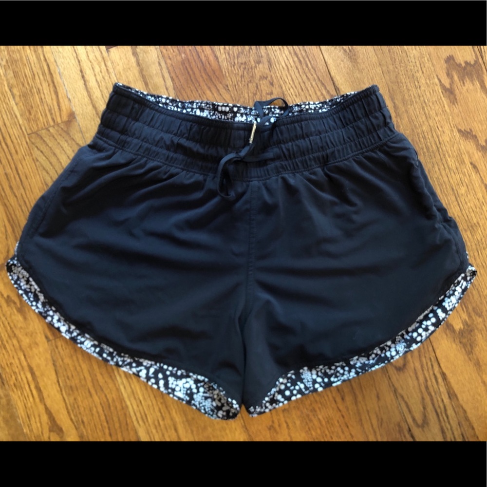 Lululemon choose a side short reversible 3”